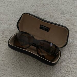 CHANEL sunglasses brown
